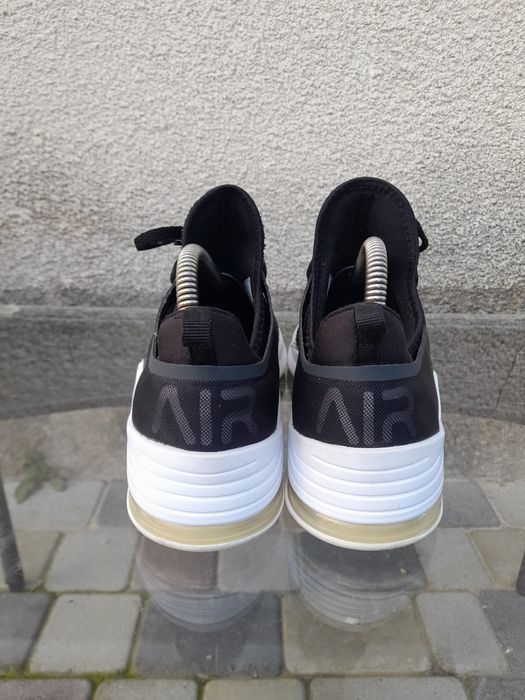 Кросовки Nike Wmns Air Max Bella ..розмір 40.5 довж.уст.25.см