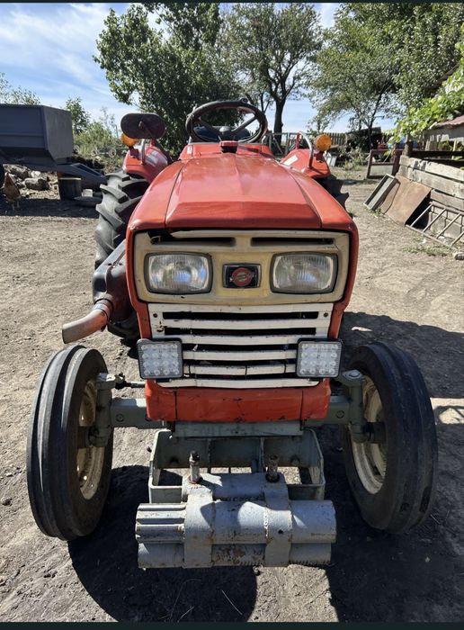 Мінітрактор YANMAR YM2610