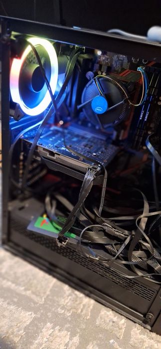 Komputer i5 ram16 gtx1650 monitor24