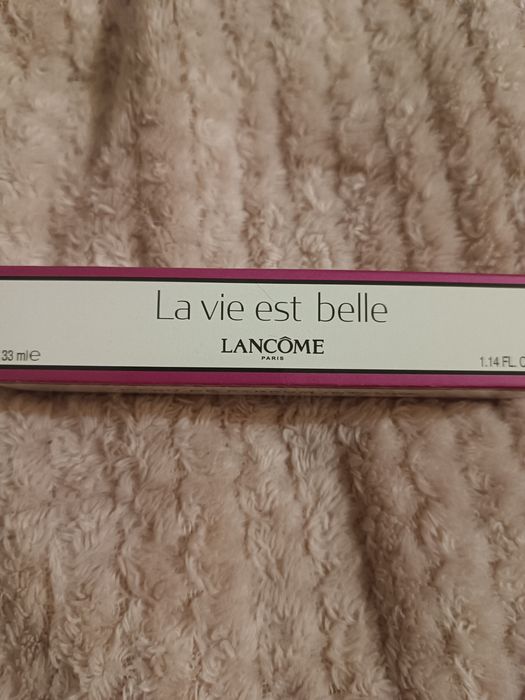 La vie Est Belle od Lancome.
Super cena i super zapach.
Idealny pomysł