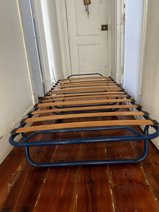 Cama de solteiro dobravel com colchao incluso