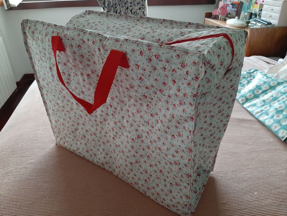 Saco grande de plástico