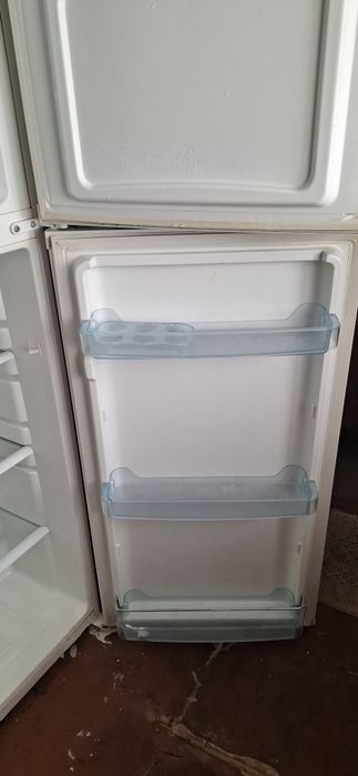 Продам холодильник .
