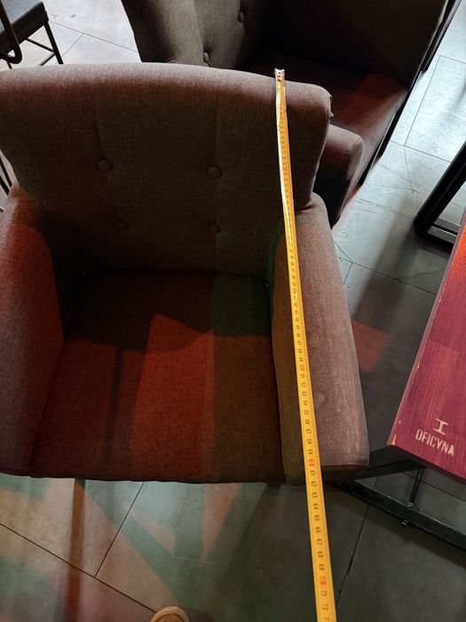 Szary fotel, stan dobry