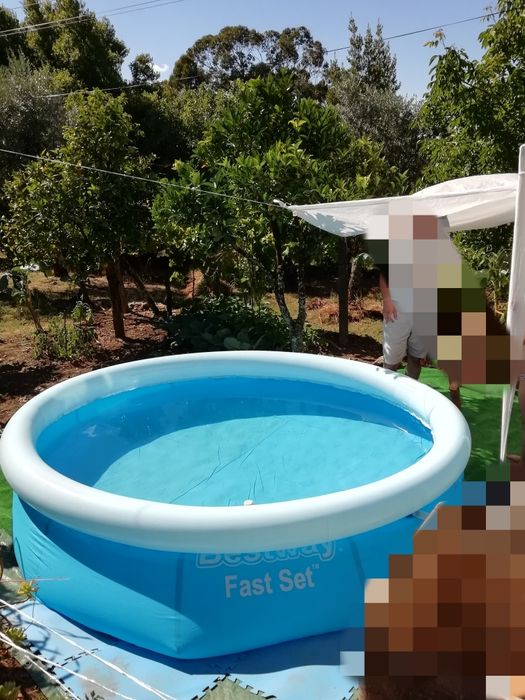 Piscina Bestway com kit completo e oferta