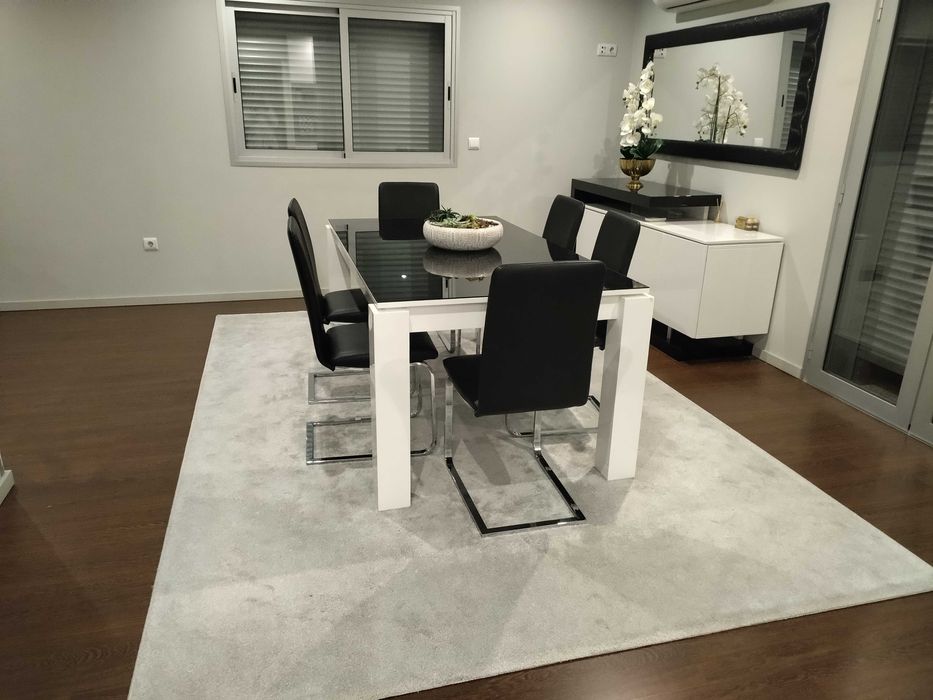 Tapete moderno cinzento ideal para Sala / Quarto