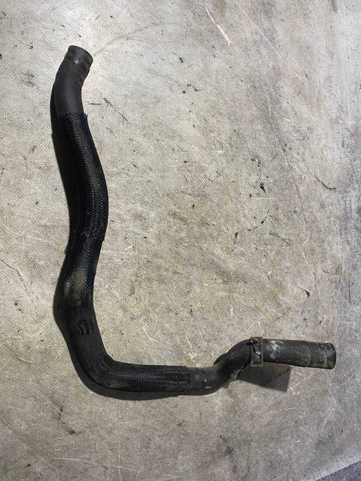 Патрубок системи охолодження Nissan Juke F15 Qashqai J11 Renault 1.2 DIG-T TCe 110605929R