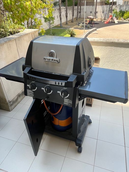 Barbecue Broil King Monarch 320