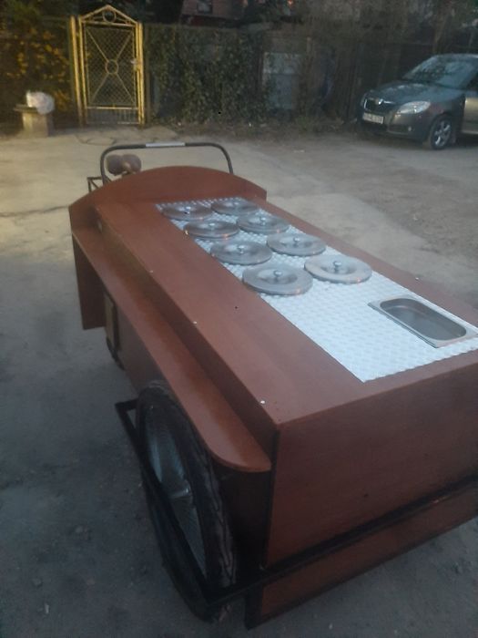 Rower gastronomiczny do sprzedaży lodów i napojów – mobilny punkt handlowy