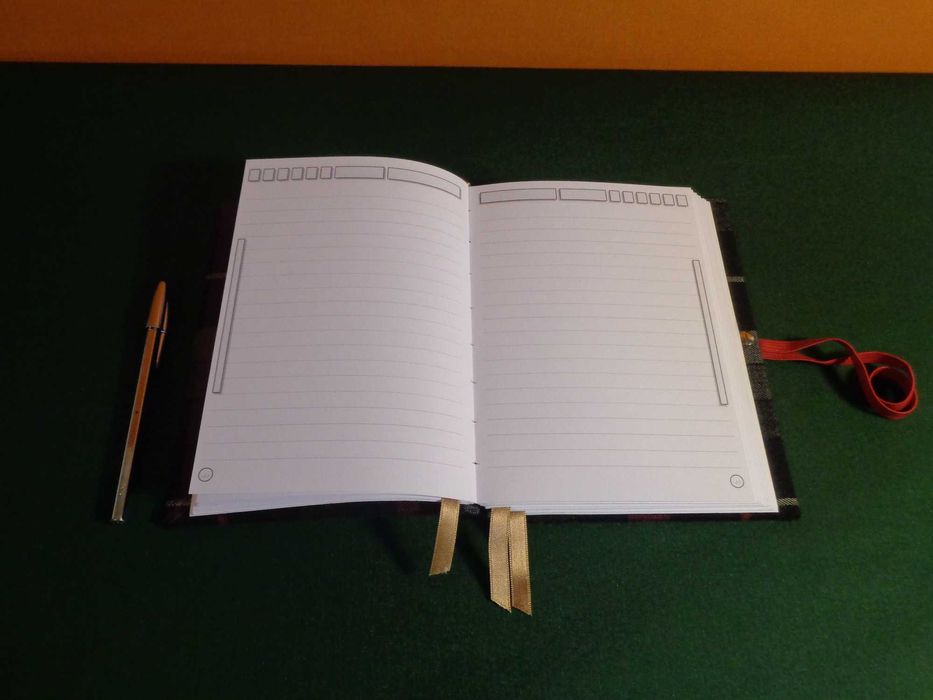 Caderno A5. Costura Belga-Secreta. Feito à mão, Prático e Original.64550424477697121