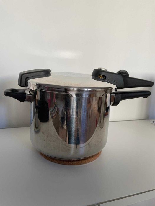 Panela de pressão 6L - Silampos