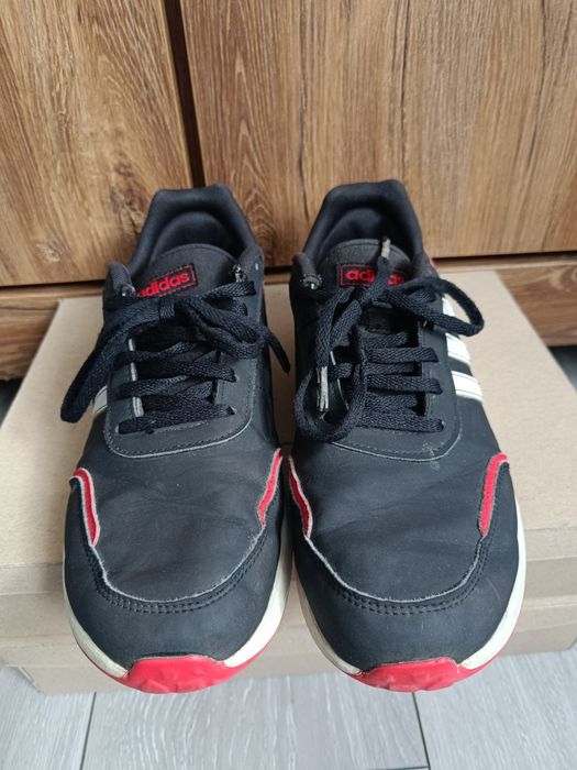 Adidas VS Switch 3K