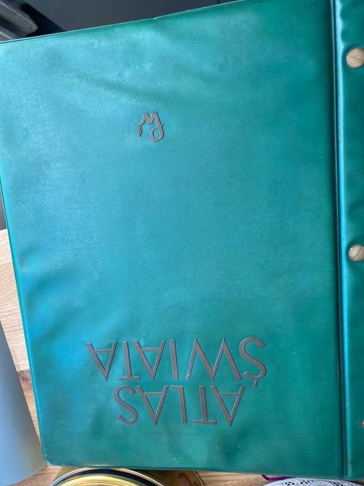 Stary Atlas Świata z PRL