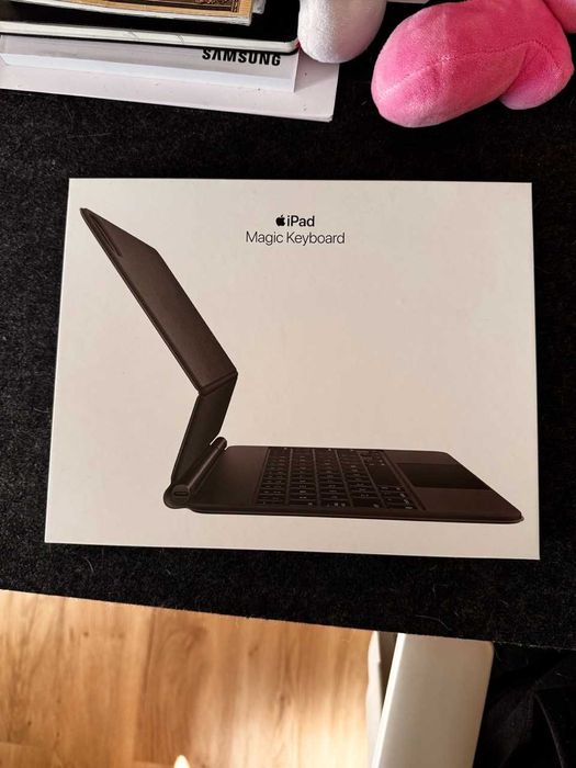 iPad Magic Keyboard 11''63824199115779121