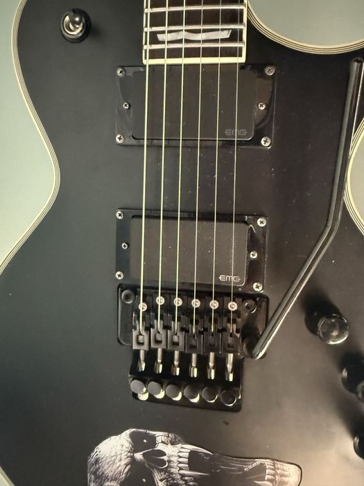 ESP LTD EC1000 fr (EMG)+case
