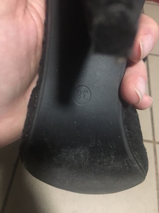 Fioletowe błyszczące szpilki W.Potocki