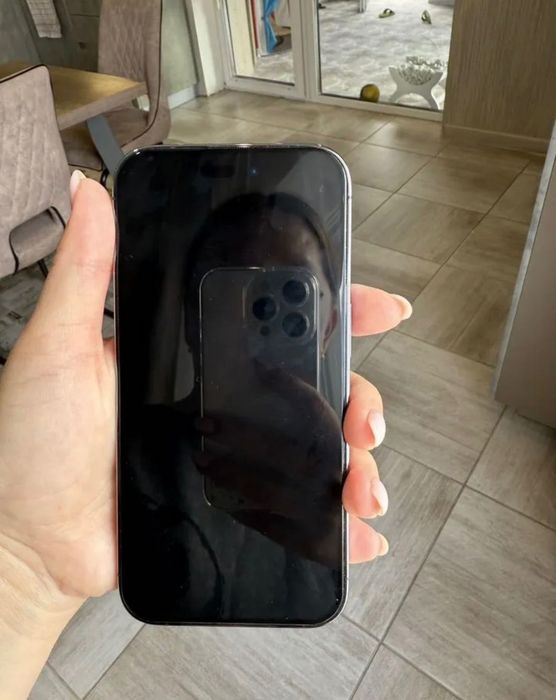Продам iPhone 14 Pro 256