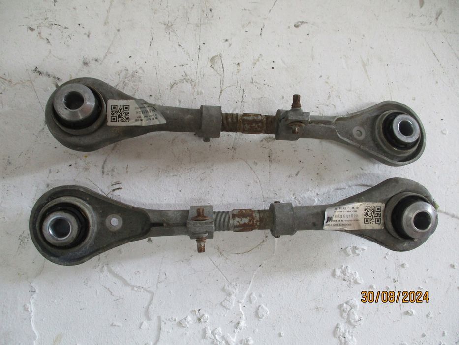 Wahacz wahacze TYŁ TYLNY CITROEN DS7 4X4 1,6THP PRAWY LEWY 9820345380