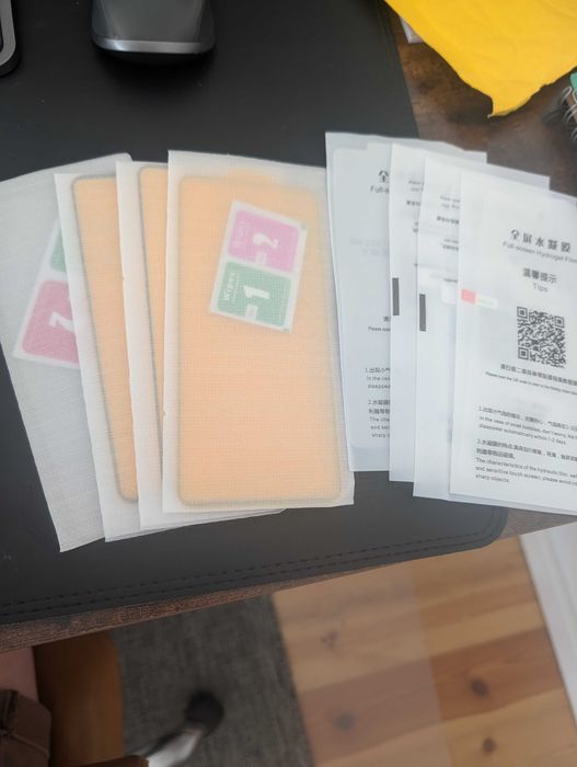 Zestaw folii ochronnych, szkieł ochronnych i etui do Samsung A52