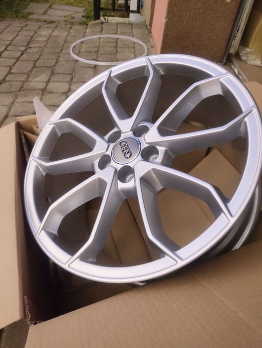 Fabrycznie nowe alufelgi felgi 17 5x100 Seat VW taigo Tiguan T-Roc