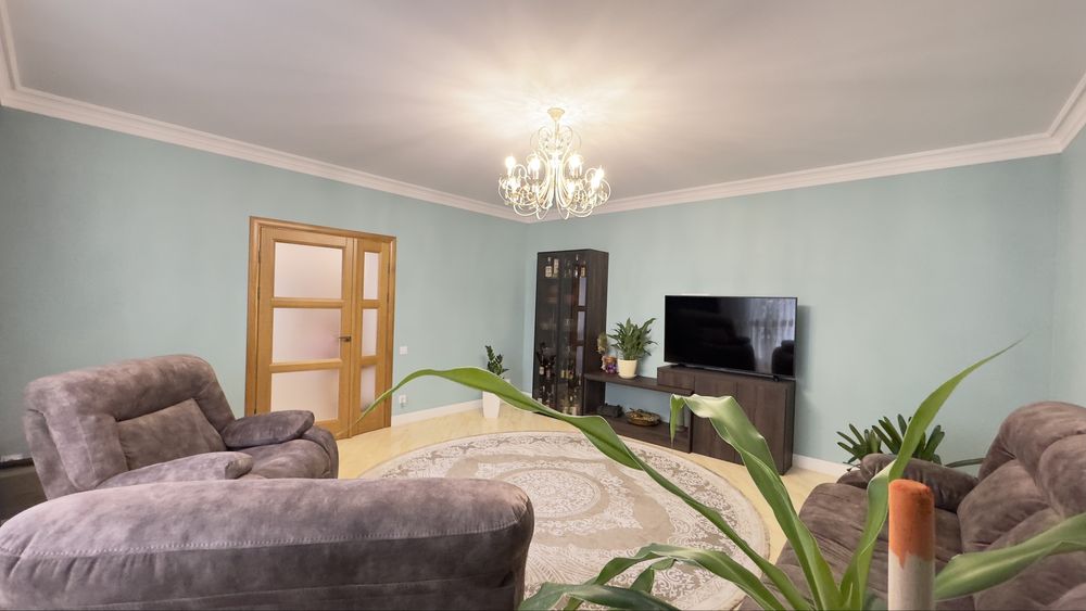 Продаж будинку у м Івано-Франківськ. Район Каскад