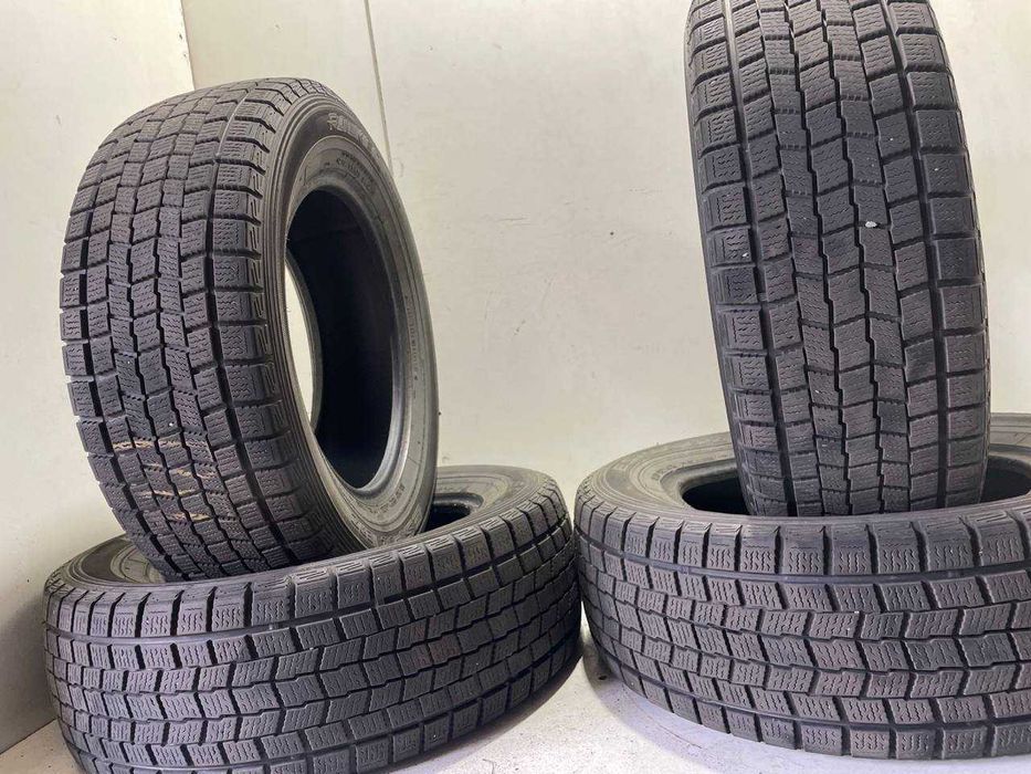Шини зима  215/65 r16 Falken стан чудовий резина зима 215-/65/15