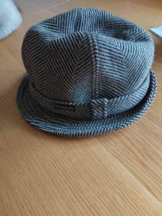 Sprzedam dwa kapelusze