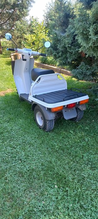 Продам скутер  honda