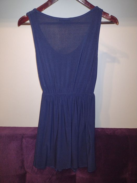 Granatowa sukienka