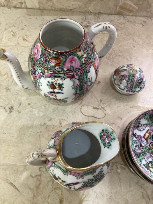 Peças de serviço de chá e café -porcelana chinesa-como NOVO