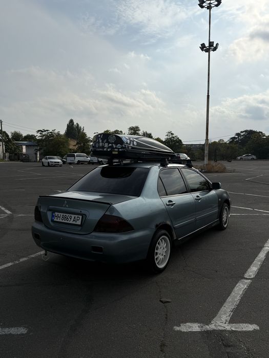 Mitsubishi Lancer 9