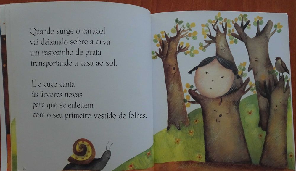 Olá Sou a Lua de Ánxeles Ferrer