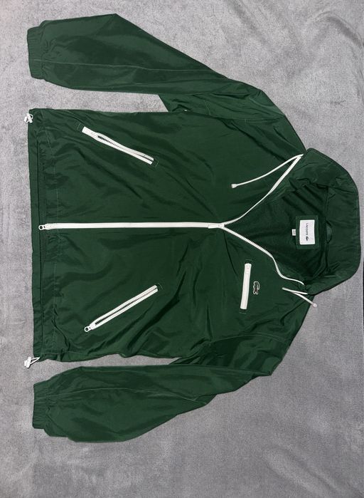 Wiatrowka z Lacoste