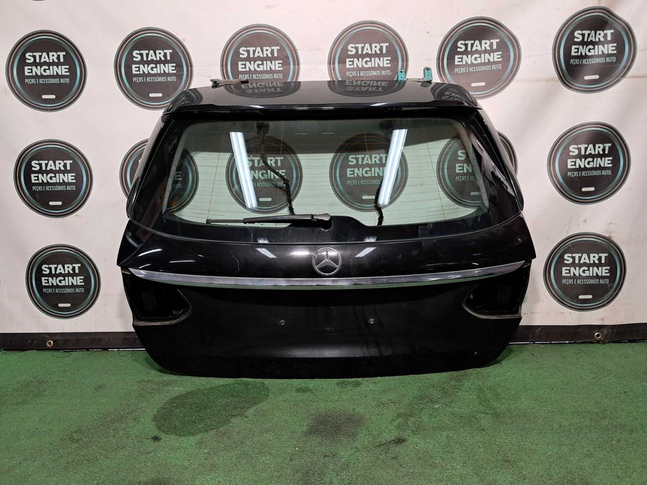 Tampa da Mala Mercedes W205 200 220 250 300DE CDI