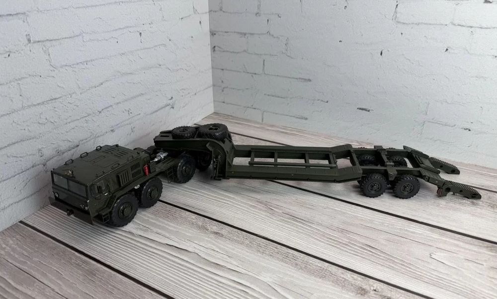 МАЗ 537 с п/п ЧМЗАП 5247Г AVD, SSM