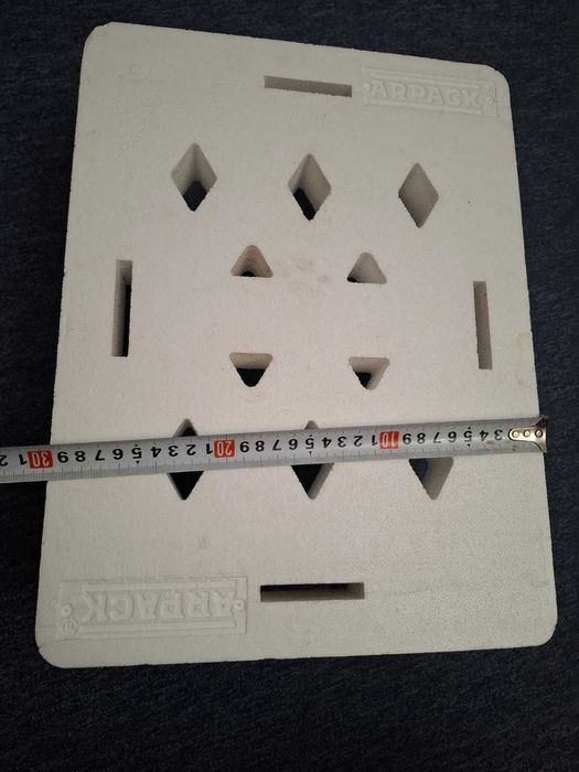 mini palety styropianowe, podstawki, paletki styropianowe