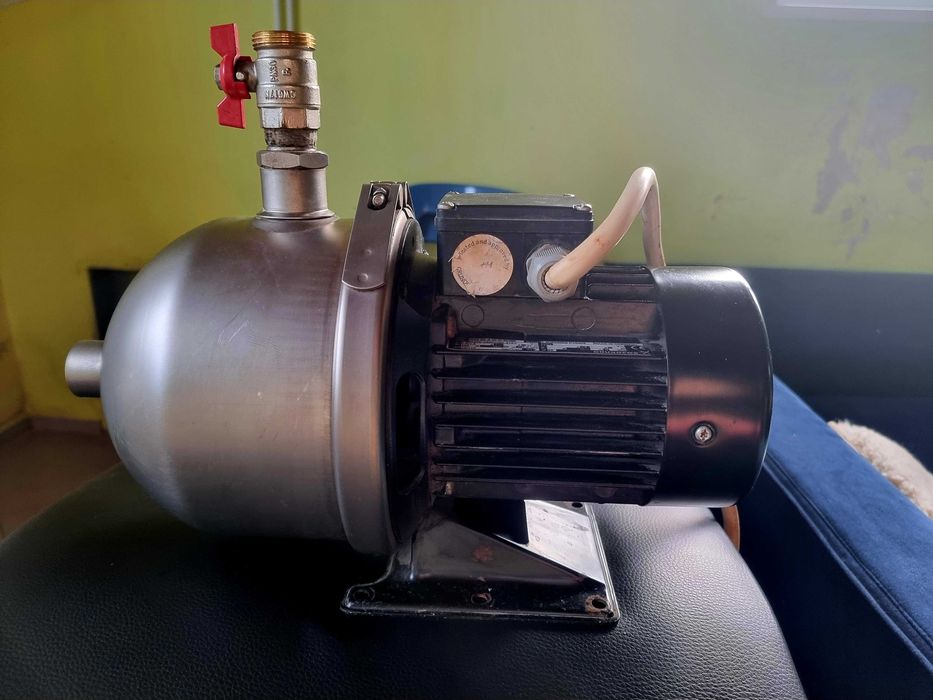 Pompa ze stali nierdzewnej GRUNDFOS CHI2-60 A-W-G-BUBE 950W