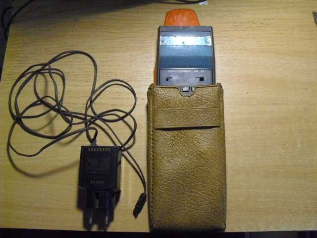 калькулятор програмируемый Электроника МК-61.