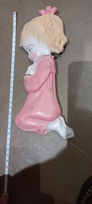 Imagem de Menina rezando