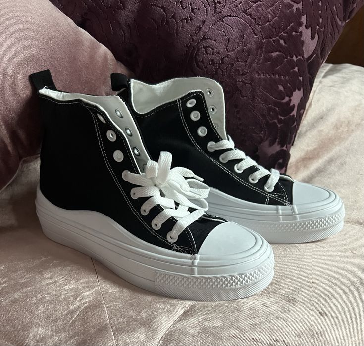 Trampki tenisówki r.39 NOWE