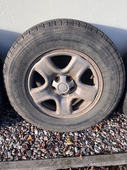 Koła 215/70 R16 opony zimowe