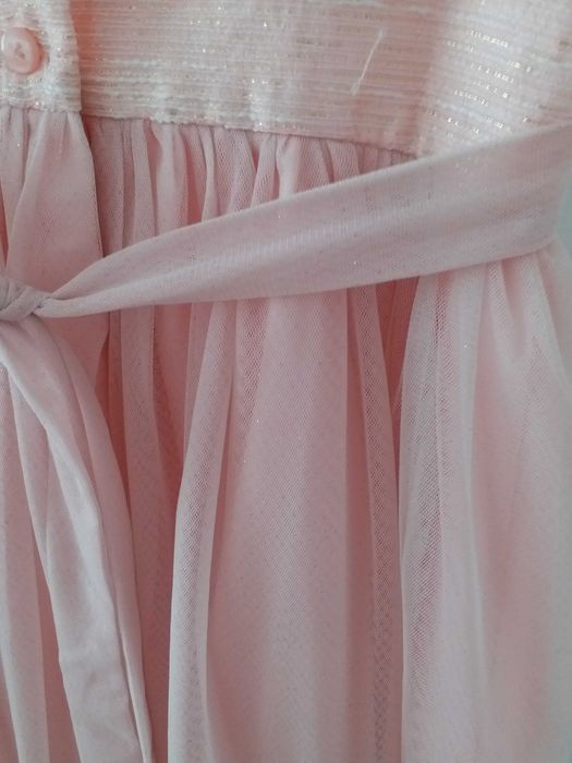 плаття нарядне на дівчинку