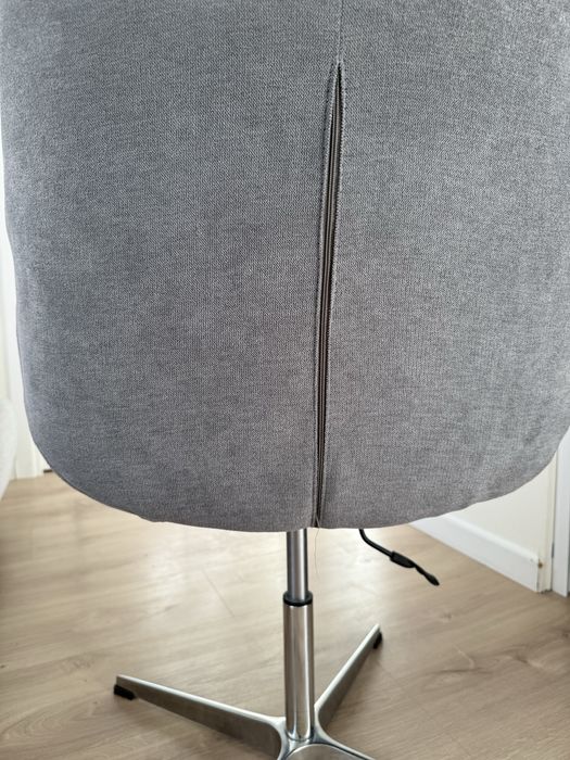 Стильне мʼяке крісло