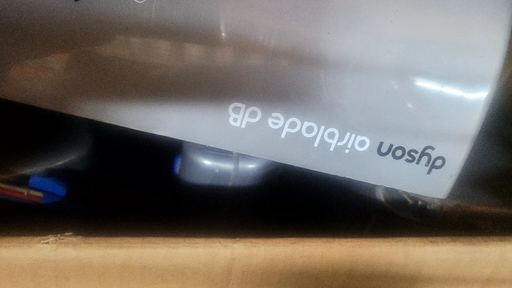 Сушарка для рук Dyson