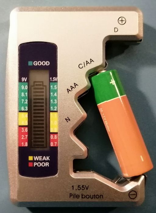 Тестер для проверки емкости батареек мощность аккумулятора дисплей