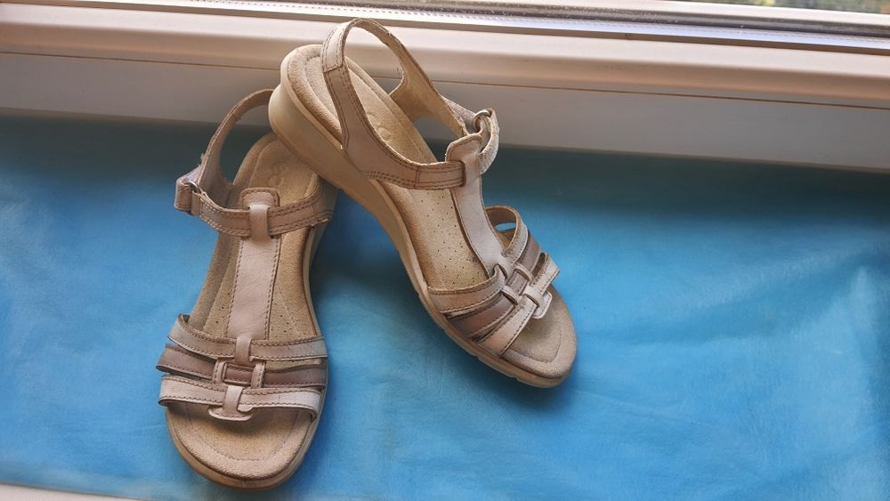 Босоніжки ECCO 36