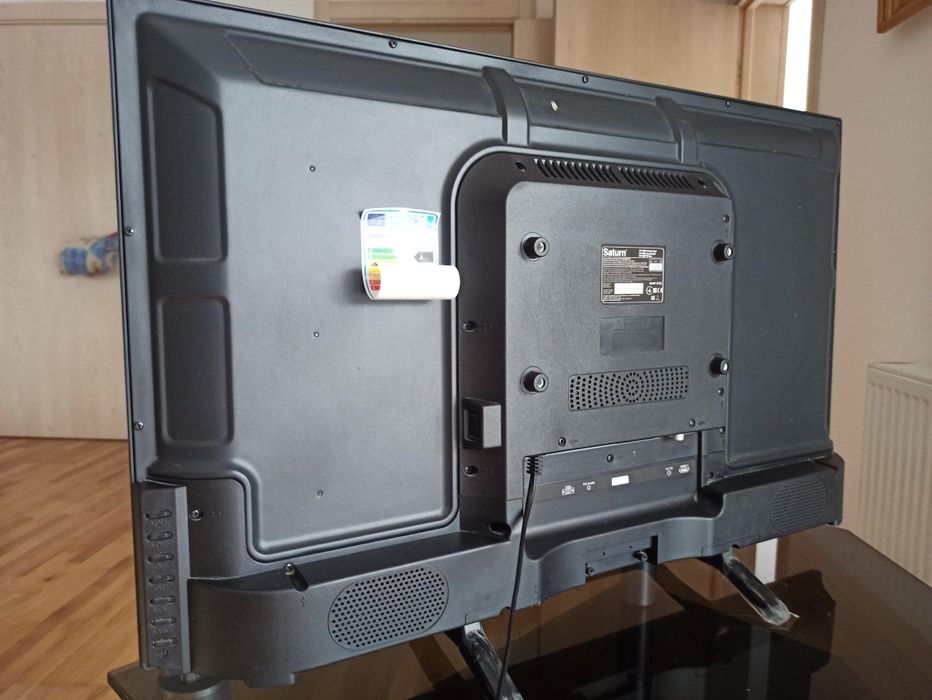 Телевизор Сатурн 32