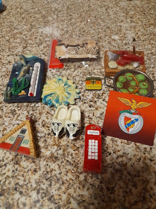 Ímanes,  do nosso País e Ilhas  e decorativos.