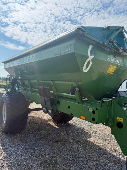 розкидач Amazone ZG-B 5500