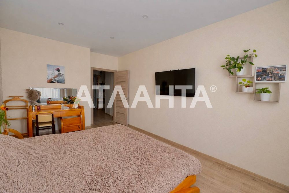 Продаж 1к квартири ЖК Варшавський, Європейського союзу 43А